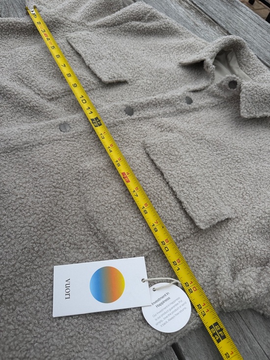 VUORI Sycamore Short Shirt Jacket SIZE LARGE NWT - Picture 4 of 5